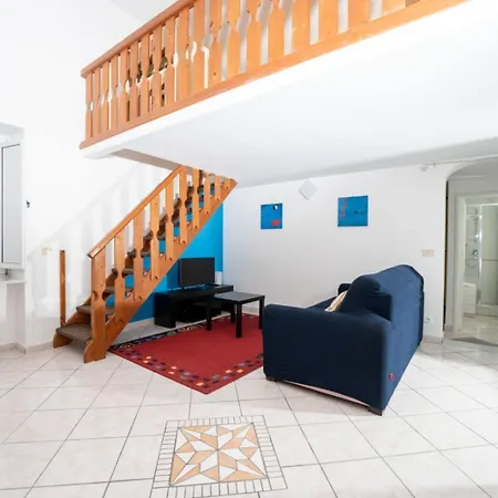 Un Angolo Di Paradiso Nel Centro Di بيت للعطل أناكابْري